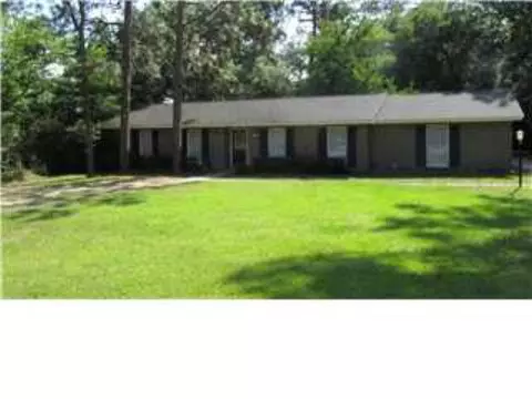 1005 E Chalet Dr, Mobile, AL 36608 photo 1