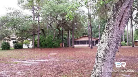 8887 Red Fish Point Rd, Lillian, AL 36549 photo 1