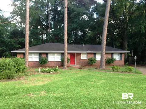4819 Oxford Dr, Mobile, AL 36618 photo 1