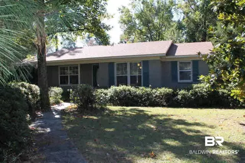 104 Windsor Dr, Daphne, AL 36526 photo 1