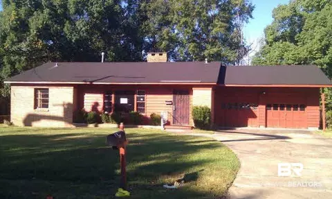 202 Johnston St, Chickasaw, AL 36611 photo 1