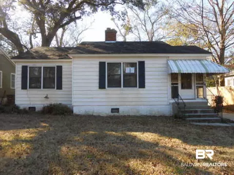 214 Pine Hill Dr, Mobile, AL 36606 photo 1