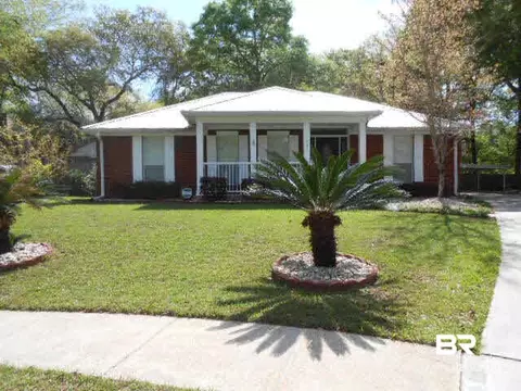 717 Keystone Ct, Mobile, AL 36609 photo 1
