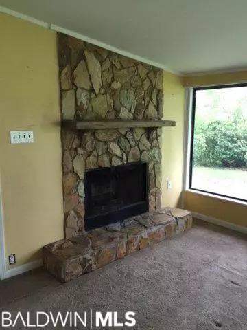 3951 E Audubon Dr, Mobile, AL 36619 photo 6