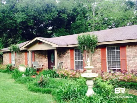 2523 Maple Dr, Mobile, AL 36695 photo 1