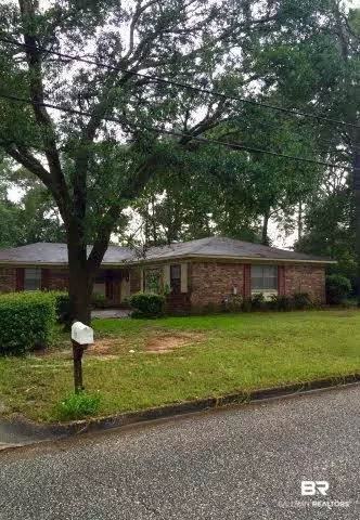 5421 Malcolm Dr, Mobile, AL 36693 photo 1