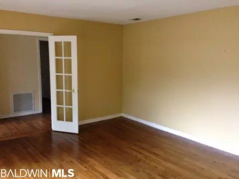 1035 W St Moritz Dr, Mobile, AL 36608 photo 4