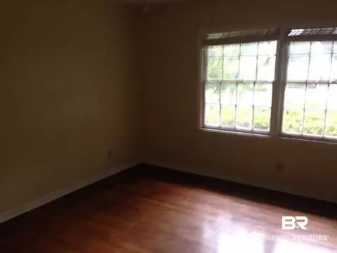 1035 W St Moritz Dr, Mobile, AL 36608 photo 9