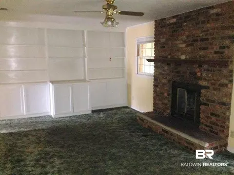 1035 W St Moritz Dr, Mobile, AL 36608 photo 2