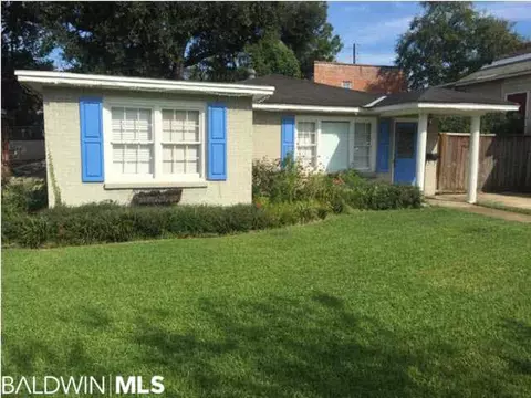 52 Silverwood St, Mobile, AL 36607 photo 1