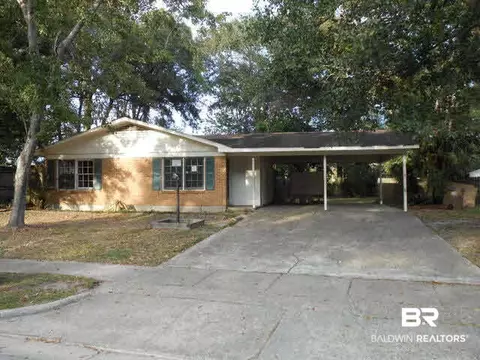 501 E Heritage Dr, Mobile, AL 36609 photo 1