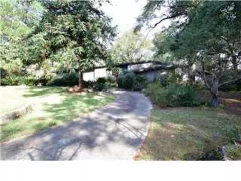 231 Suzanne Cir, Mobile, AL 36608 photo 1