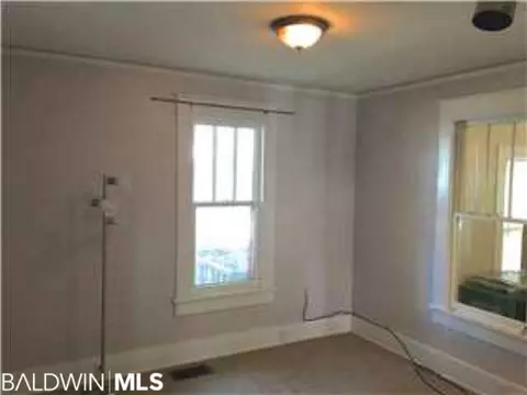 216 Hazel St, Mobile, AL 36607 photo 11