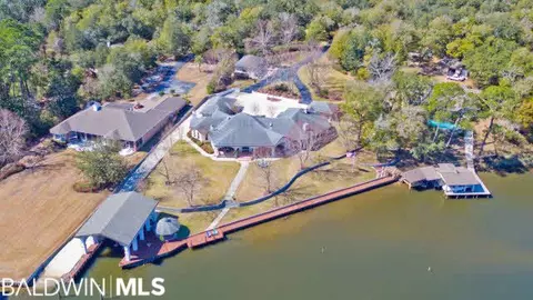 9256 Neumann Dr, Elberta, AL 36530 photo 2