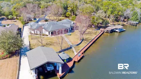 9256 Neumann Dr, Elberta, AL 36530 photo 1