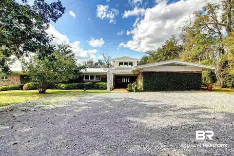 3358 River Side Dr, Mobile, AL 36605 photo 1