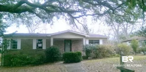 270 Sixth Ave, Chickasaw, AL 36611 photo 1