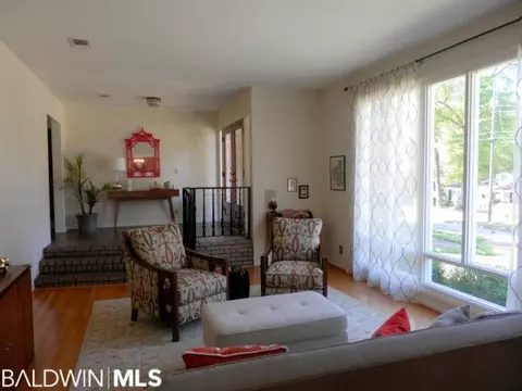 4451 Suzanne Cir, Mobile, AL 36608 photo 4