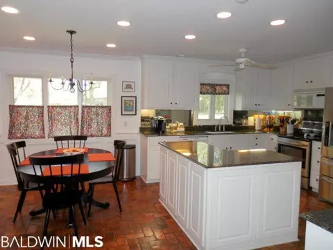 4451 Suzanne Cir, Mobile, AL 36608 photo 6