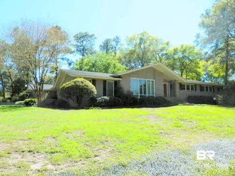 4451 Suzanne Cir, Mobile, AL 36608 photo 1