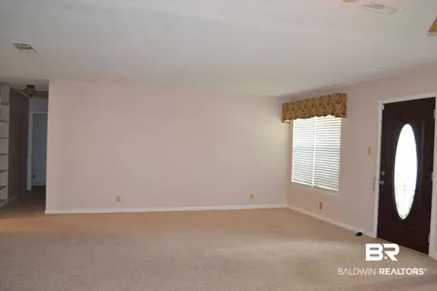 732 E Brannan Dr, Mobile, AL 36695 photo 4