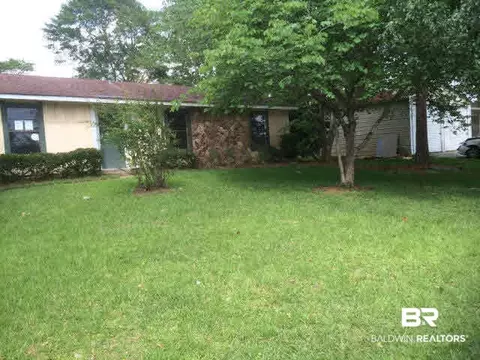 831 E Trailwood Dr, Mobile, AL 36608 photo 2