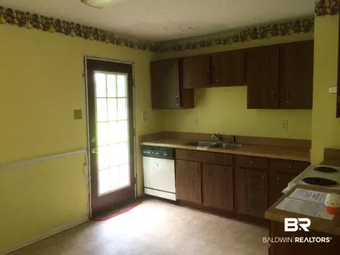 831 E Trailwood Dr, Mobile, AL 36608 photo 6