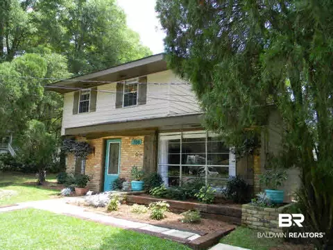 708 Maxwell Ave, Daphne, AL 36526 photo 1
