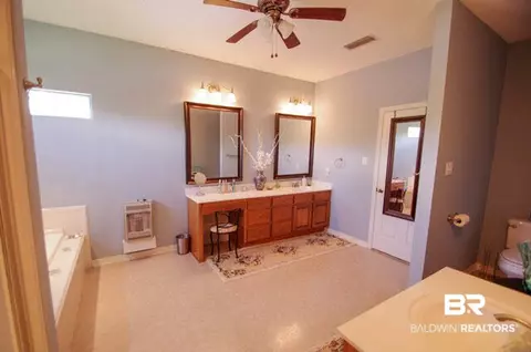 617 E Gilbert Dr, Satsuma, AL 36572 photo 8