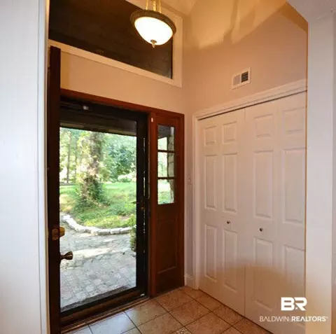 5504 White Pine Dr, Mobile, AL 36693 photo 2