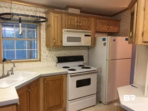 155 Defuniak Loop, Lillian, AL 36549 photo 5