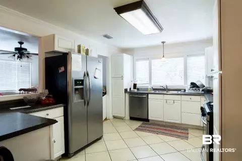 9 Rose Ave, Mobile, AL 36608 photo 7