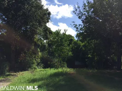 565 Marcus Dr, Mobile, AL 36609 photo 3