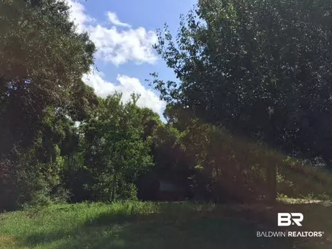 565 Marcus Dr, Mobile, AL 36609 photo 8