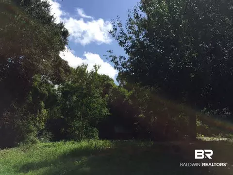 565 Marcus Dr, Mobile, AL 36609 photo 6