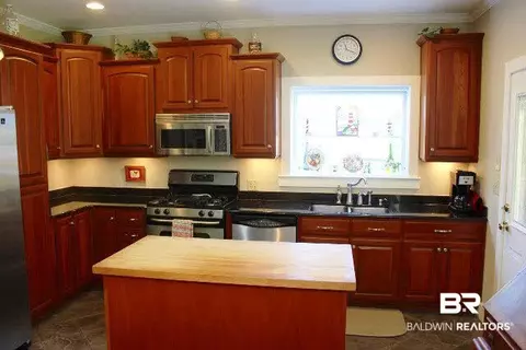 262 Woodlands Ave, Mobile, AL 36607 photo 3