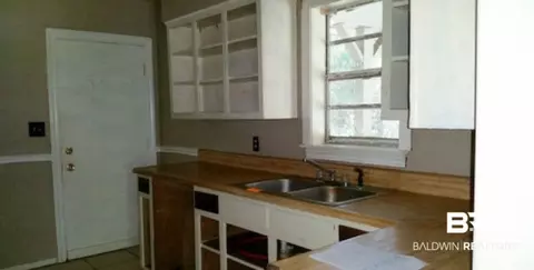 954 Kenny St, Mobile, AL 36606 photo 4