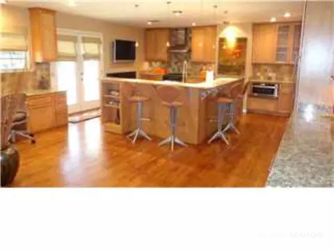 4955 Winslow Dr, Mobile, AL 36608 photo 2