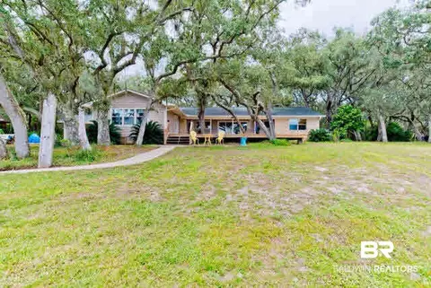 9398 Bayview Dr, Lillian, AL 36549 photo 1