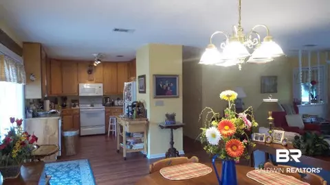 610 E Pine St, Atmore, AL 36502 photo 6