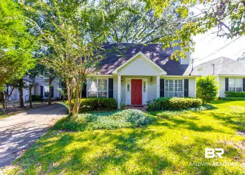 809 Henckley Ave, Mobile, AL 36609 photo 2
