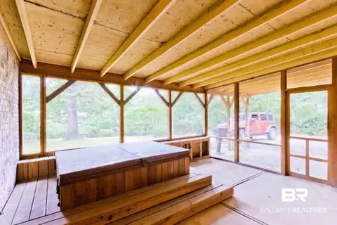 605 E Gilbert Dr, Satsuma, AL 36572 photo 2