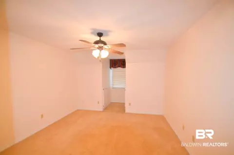 5709 S Regency Ct, Mobile, AL 36609 photo 8