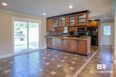 3311 Meadow Ln, Mobile, AL 36618 photo 5