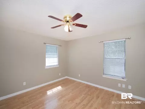 5805 Helen Dr, Mobile, AL 36618 photo 12