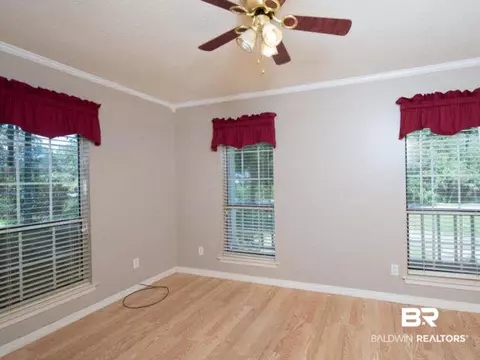 5805 Helen Dr, Mobile, AL 36618 photo 9