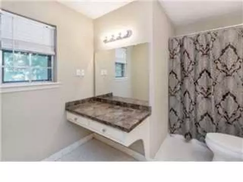 281 Mayflower St, Mobile, AL 36609 photo 3