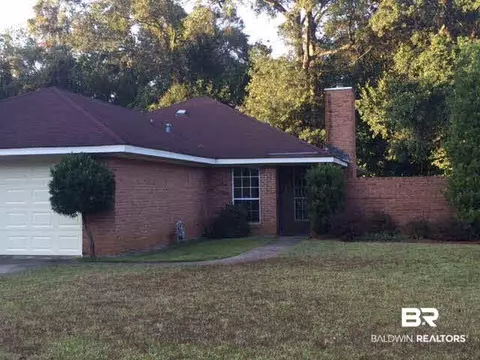 4028 Hillcrest Ln, Mobile, AL 36693 photo 1