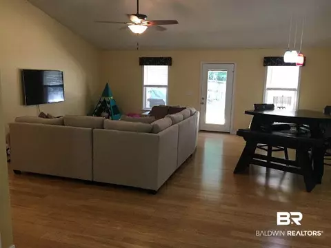 193 Lakeview Loop, Daphne, AL 36526 photo 2