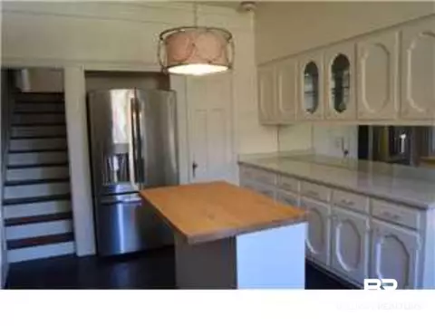 211 Woodlands Ave, Mobile, AL 36607 photo 3
